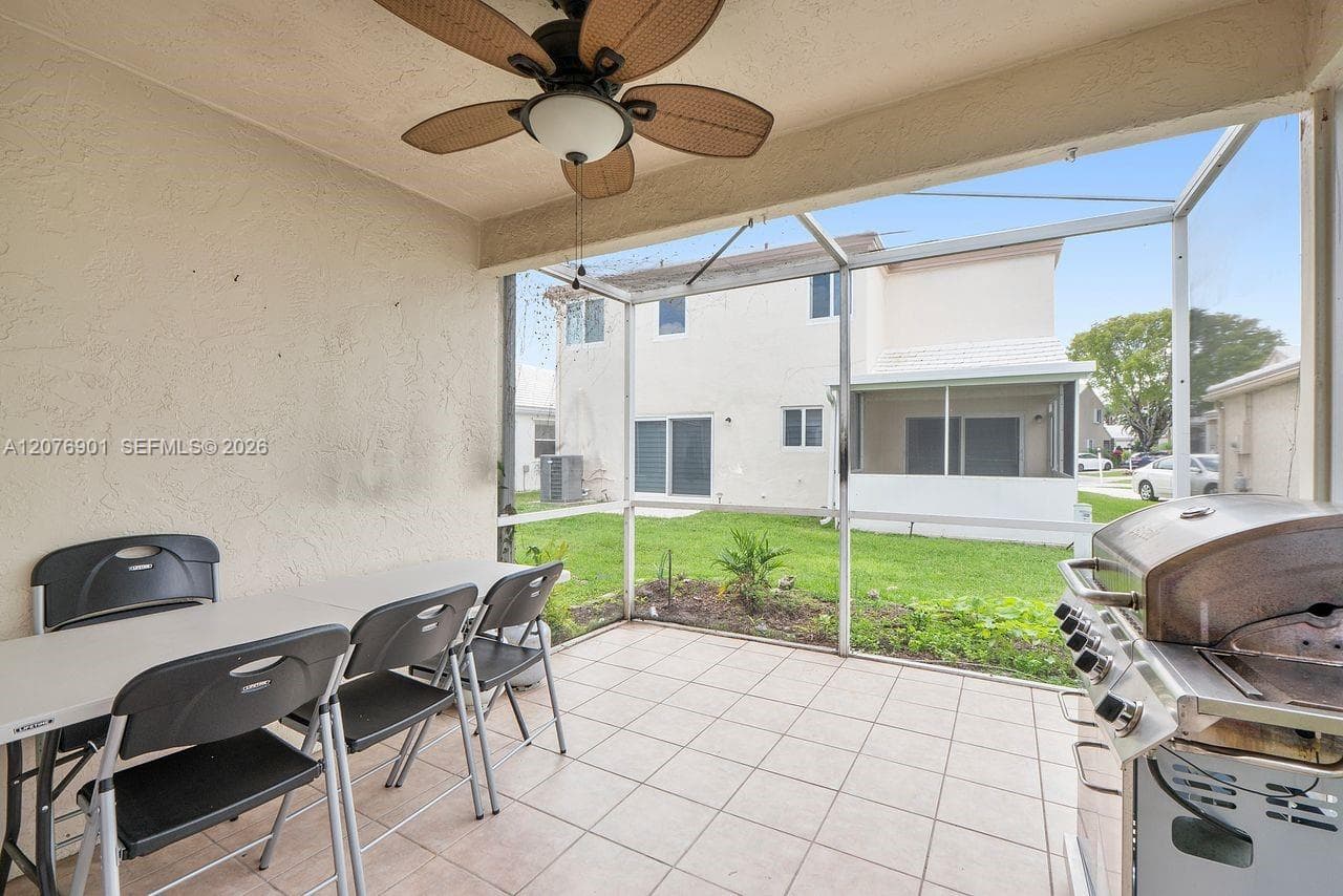 9602 NW 8th Cir, Plantation, FL 33324 photo 6