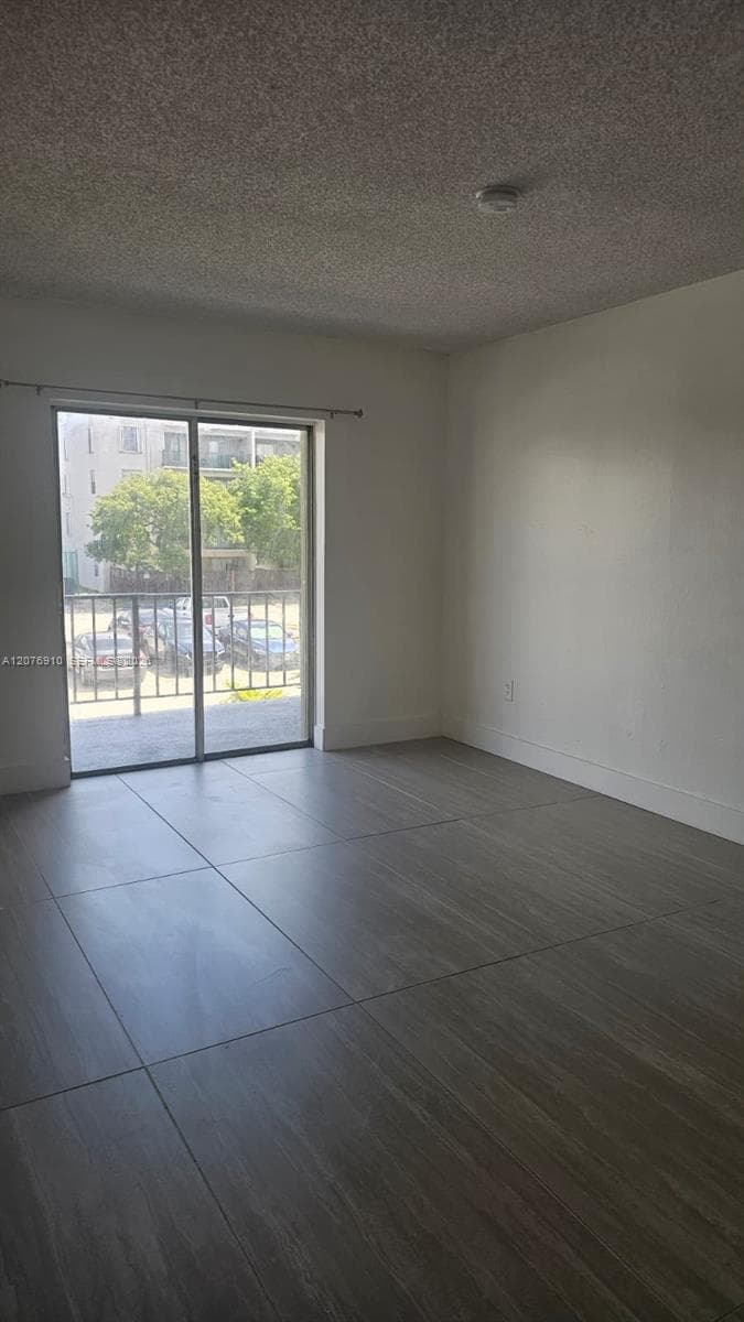 5625 W 20th Ave # 208, Hialeah, FL 33012 photo 9