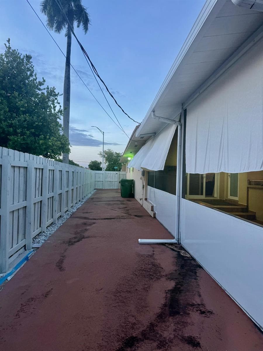 1092 W 32nd Street, Hialeah, FL 33012 photo 11