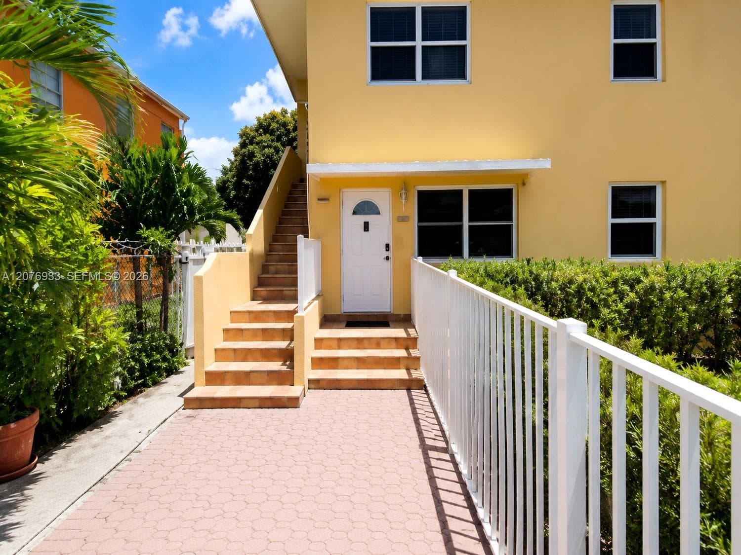 985 SW 10th St # 1, Miami, FL 33130 photo 2