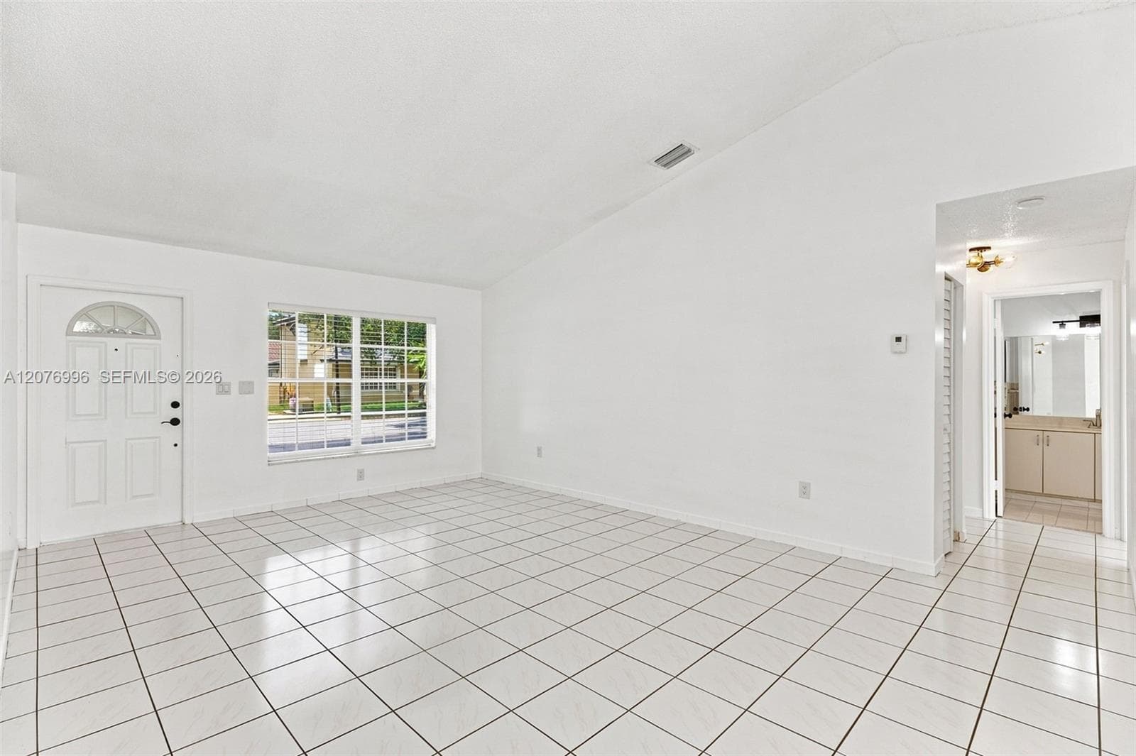 19181 NW 89th Ave # 1, Hialeah, FL 33018 photo 5