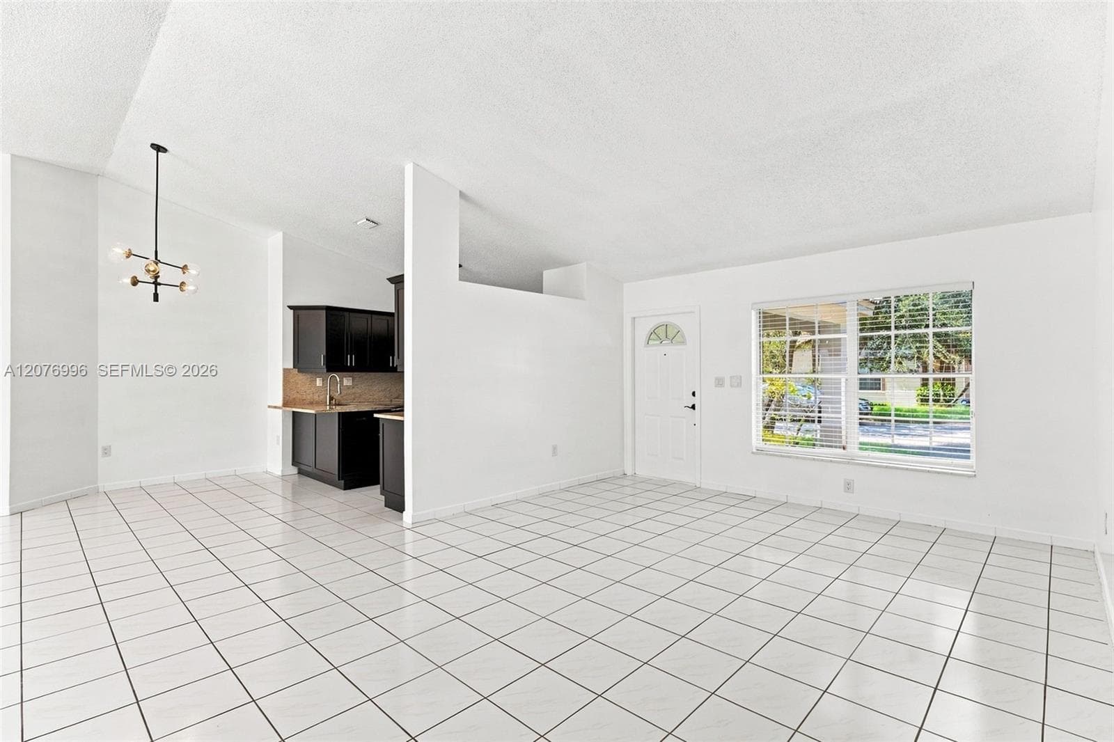 19181 NW 89th Ave # 1, Hialeah, FL 33018 photo 9