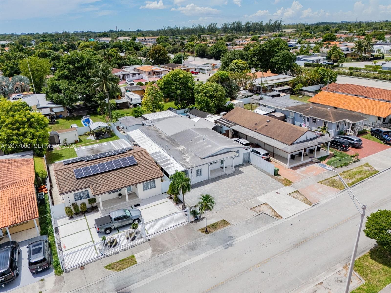 350 W 16th St, Hialeah, FL 33010 photo 4