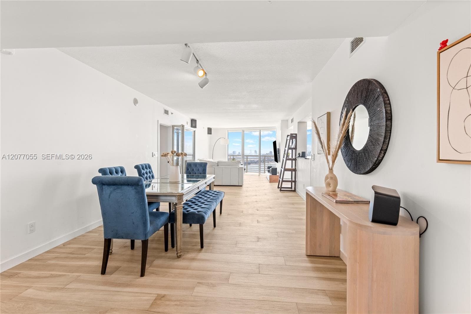325 S Biscayne Blvd # 2723, Miami, FL 33131 photo 10