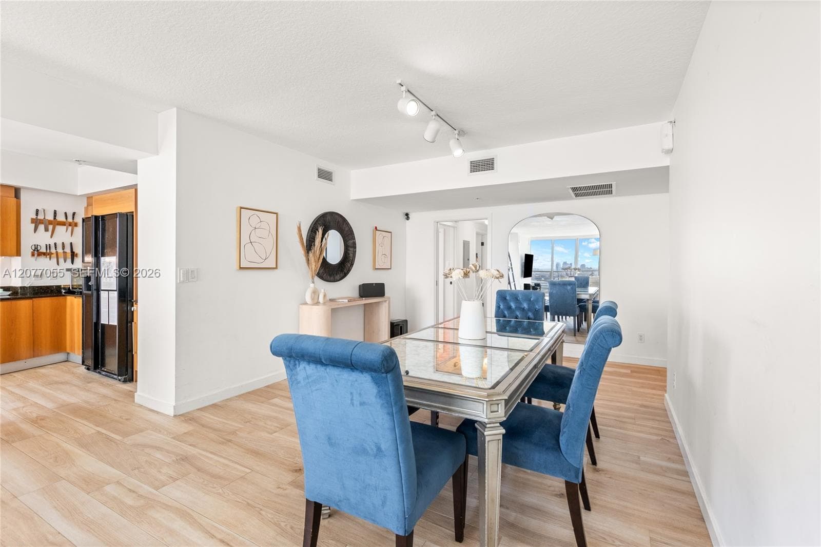 325 S Biscayne Blvd # 2723, Miami, FL 33131 photo 8