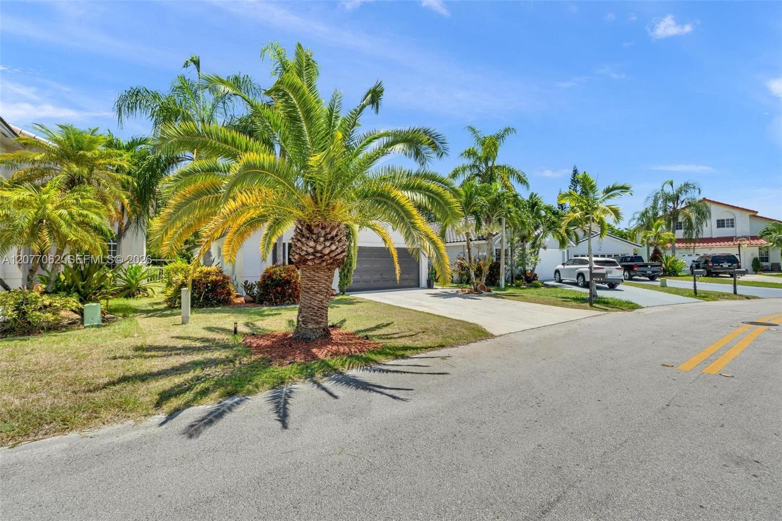 631 SW 176th Ave, Pembroke Pines, FL 33029 photo 6