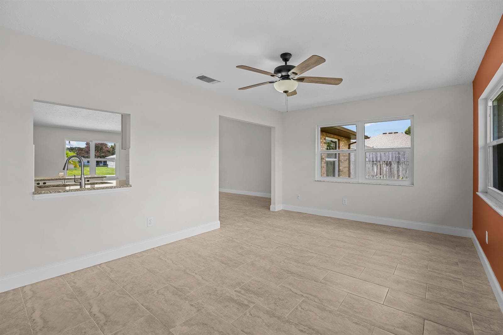 371 SW BUTLER Avenue, Port St. Lucie, FL 34983 photo 9