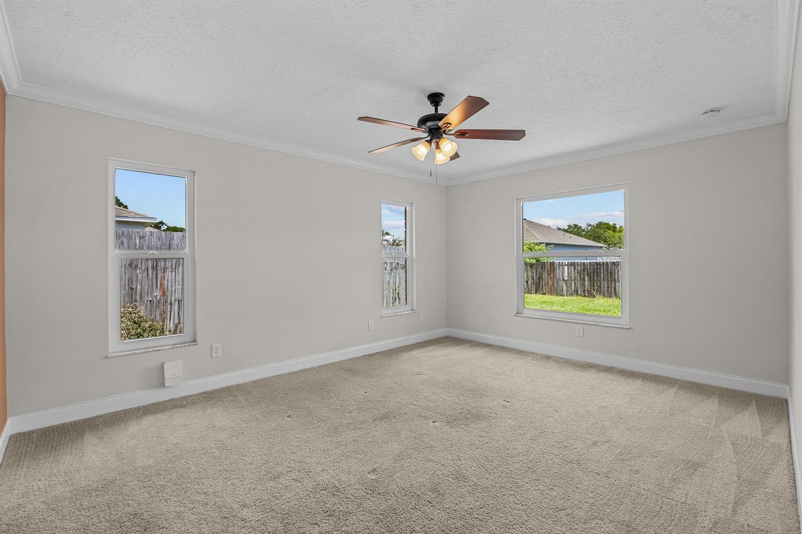 371 SW BUTLER Avenue, Port St. Lucie, FL 34983 photo 10