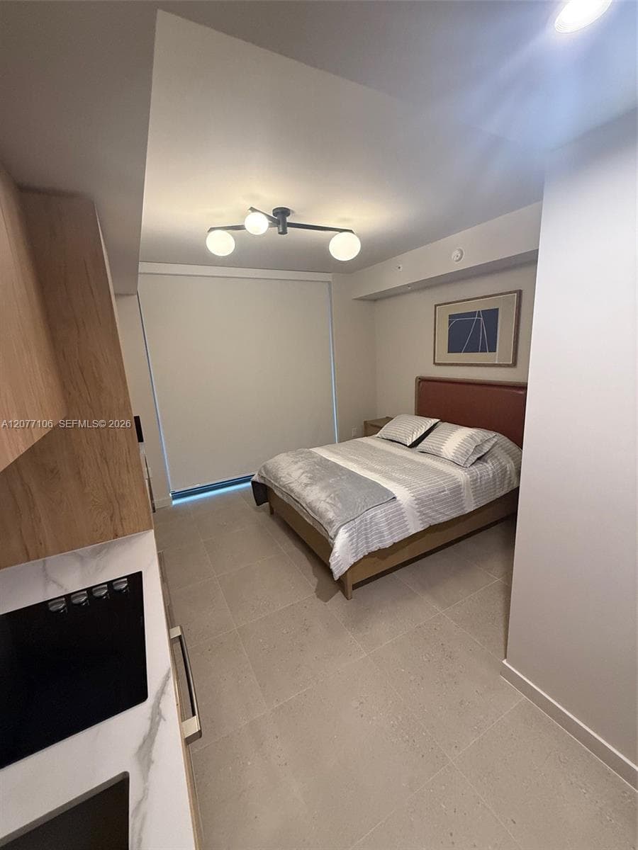 11 NE 6th St # 706, Miami, FL 33132 photo 9