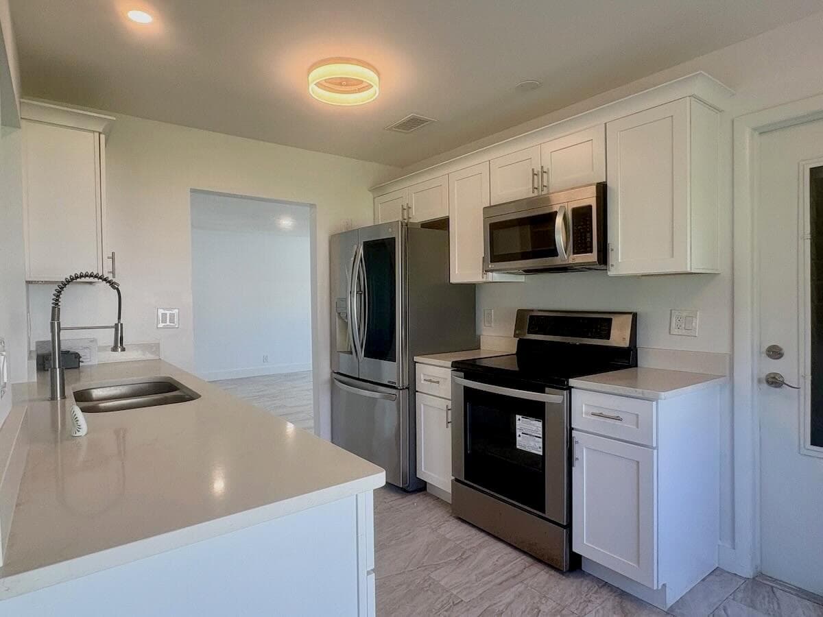1590 SW 14TH Avenue, Boynton Beach, FL 33426 photo 5