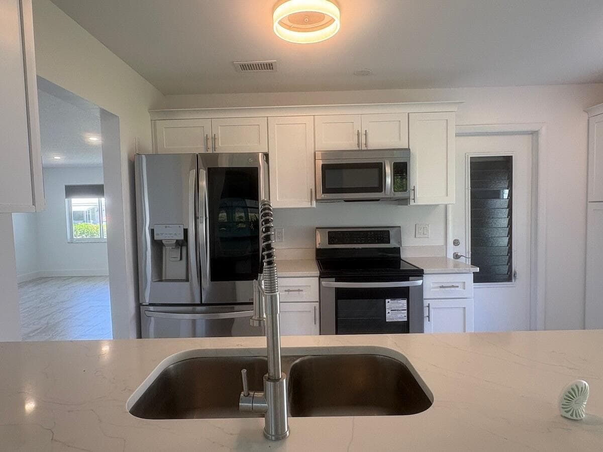 1590 SW 14TH Avenue, Boynton Beach, FL 33426 photo 11