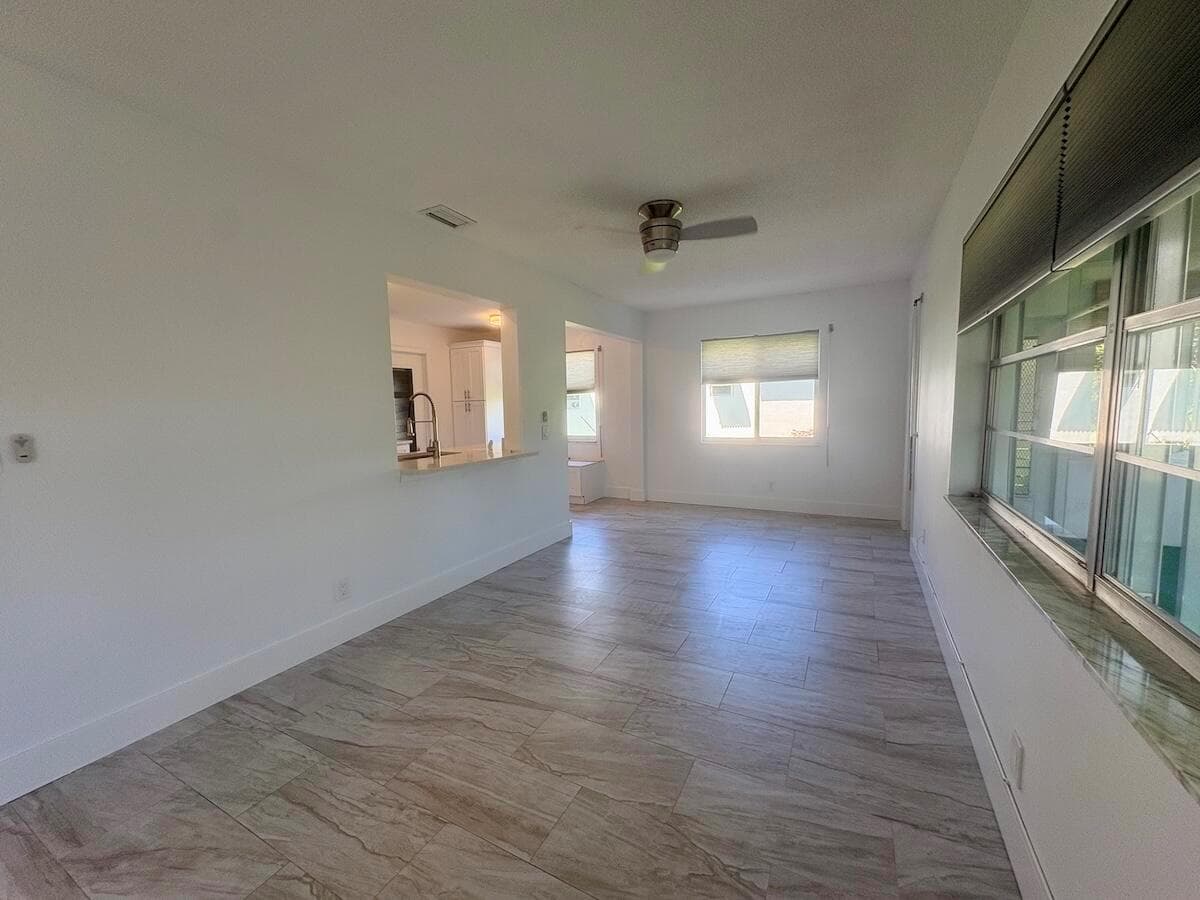 1590 SW 14TH Avenue, Boynton Beach, FL 33426 photo 4