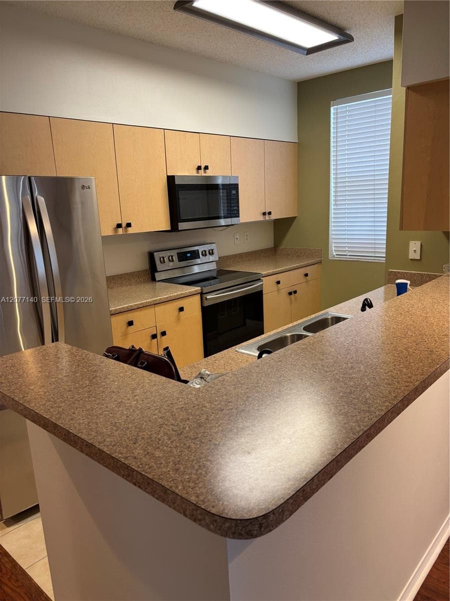 616 Clearwater Park Rd # 301, West Palm Beach, FL 33401 photo 5