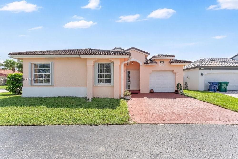 8021 SW 158th Pl, Miami, FL 33193