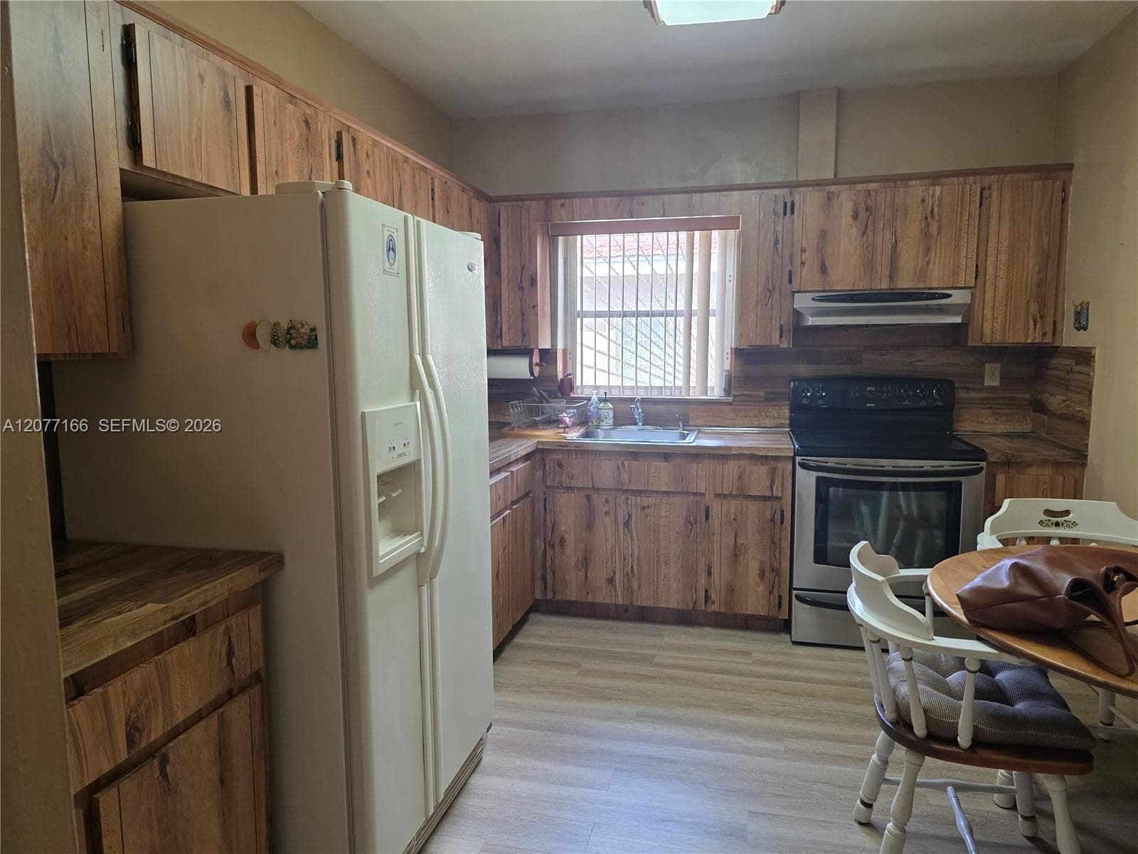 3070 NW 6th St, Miami, FL 33125 photo 8