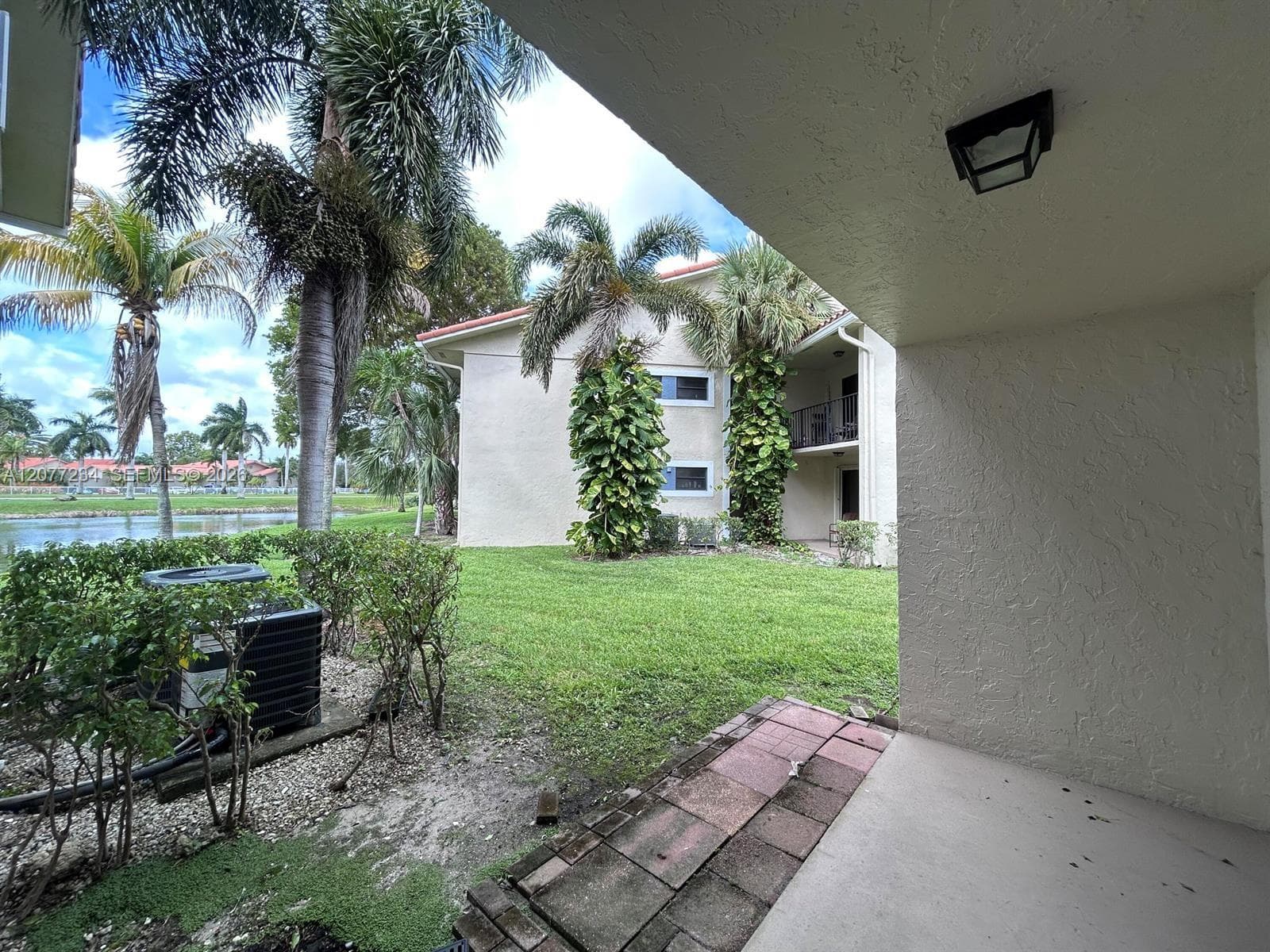 1525 Lake Crystal Dr # D, West Palm Beach, FL 33411 photo 11