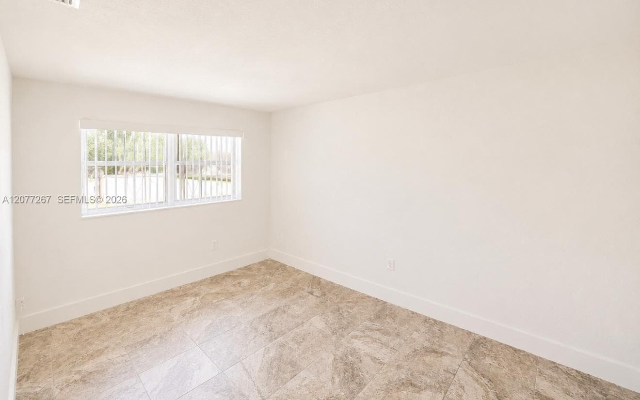 20674 NW 38th Ave, Miami Gardens, FL 33055 photo 6