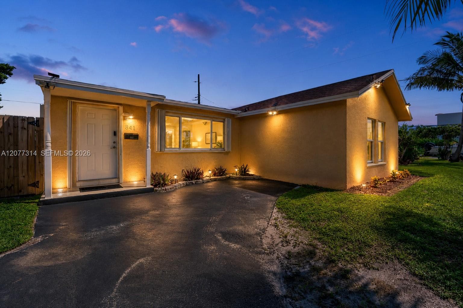 841 NE 59th St, Oakland Park, FL 33334 photo 2