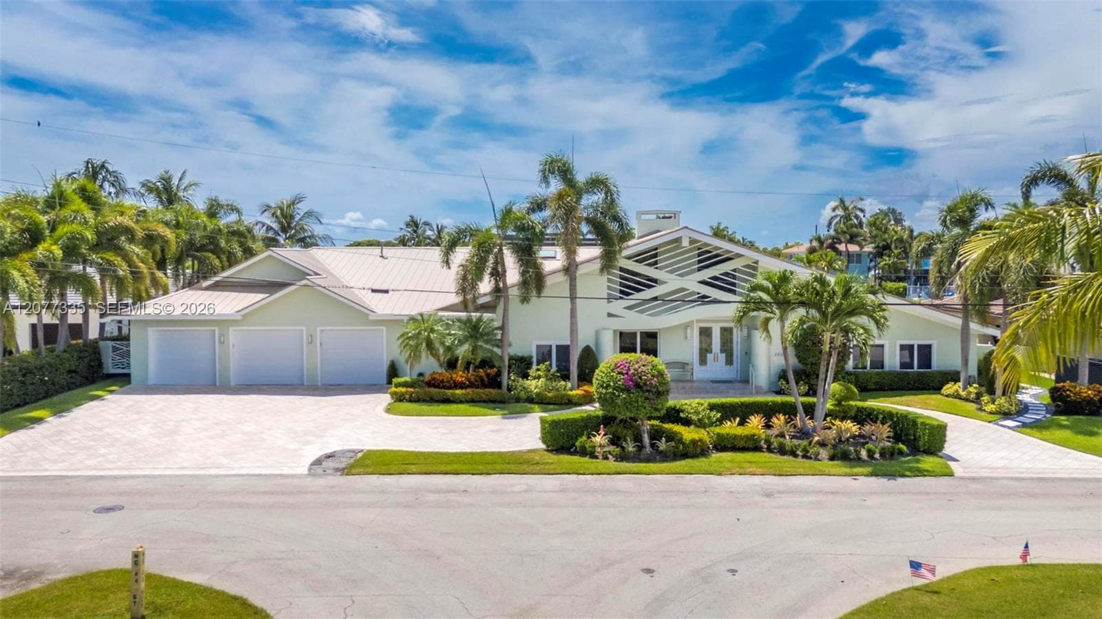 2820 NE 44th St, Lighthouse Point, FL 33064 photo 2