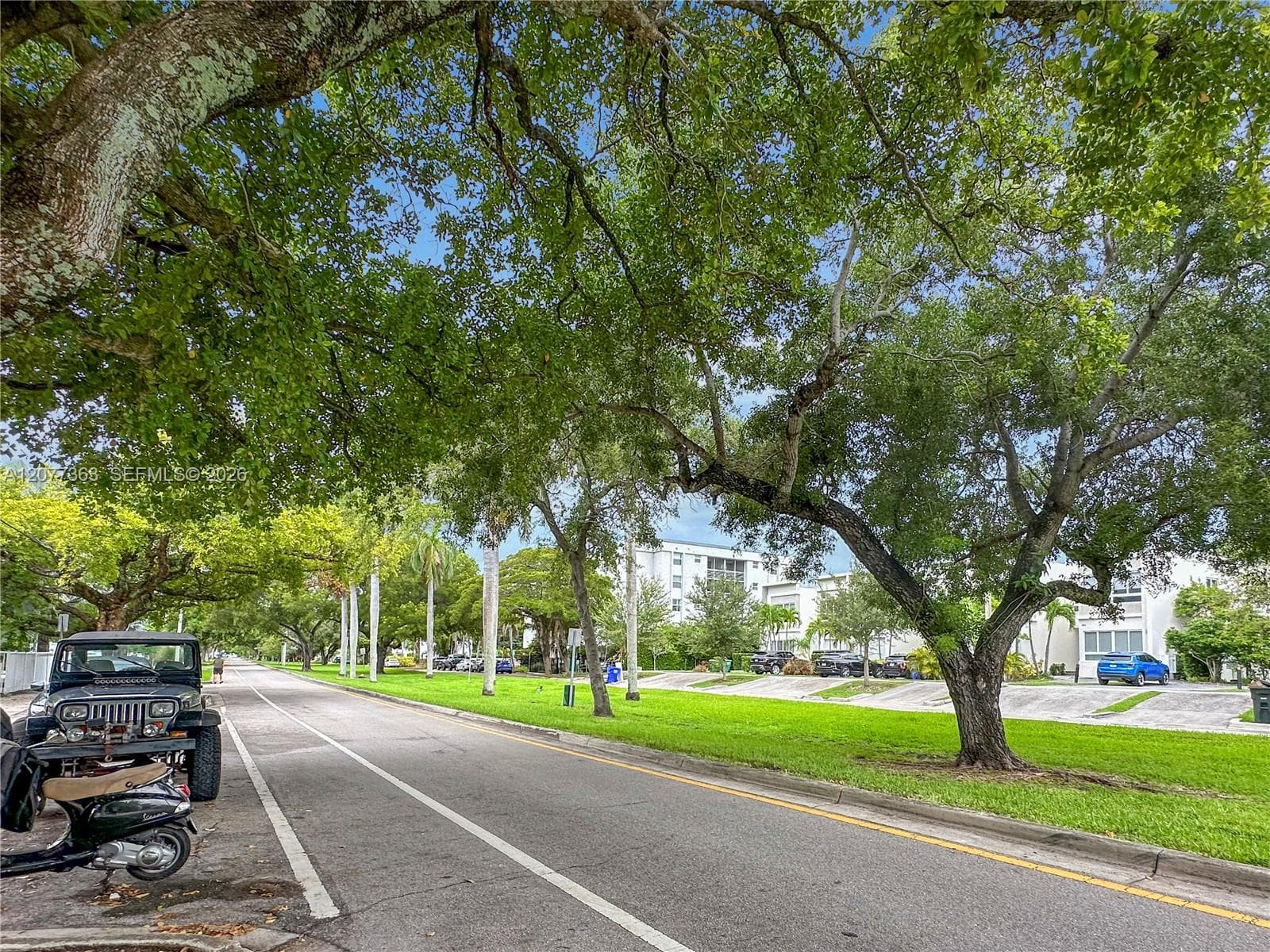 2430 NE 135th St # 103, North Miami, FL 33181 photo 7