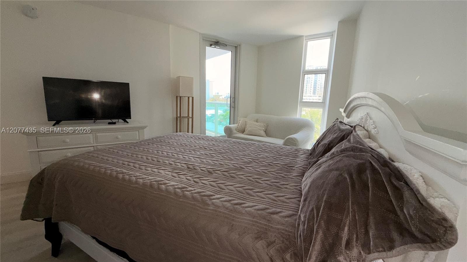 100 Bayview Dr # 431, Sunny Isles Beach, FL 33160 photo 11