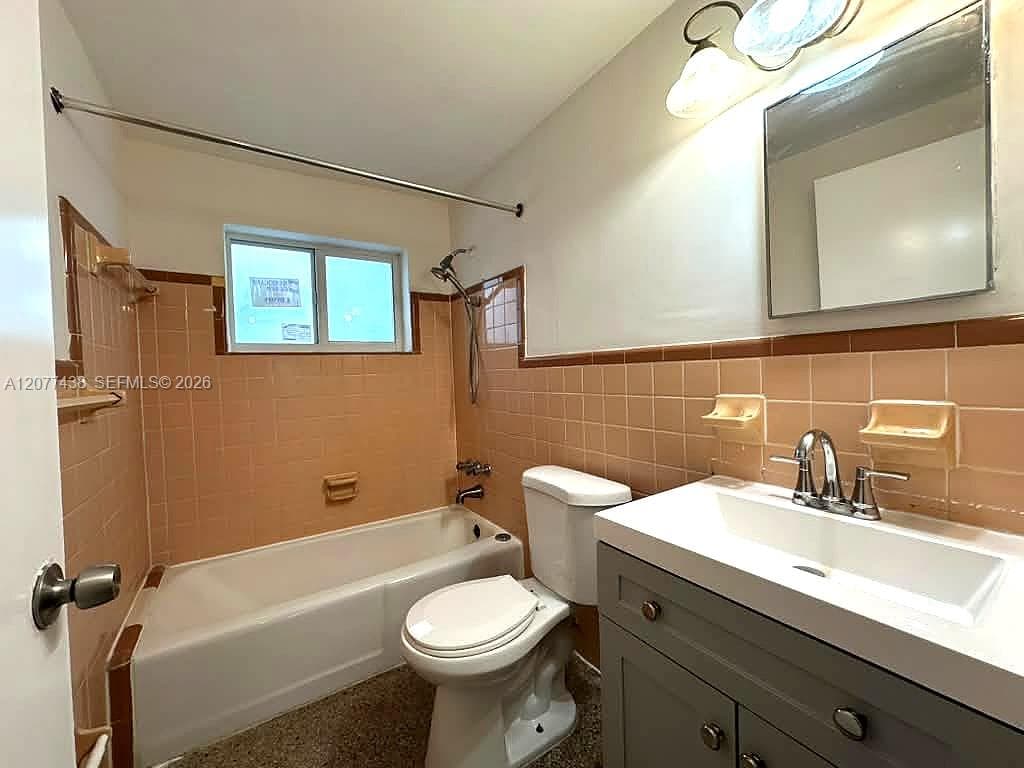204 NW 8th Ave # 2, Fort Lauderdale, FL 33311 photo 7