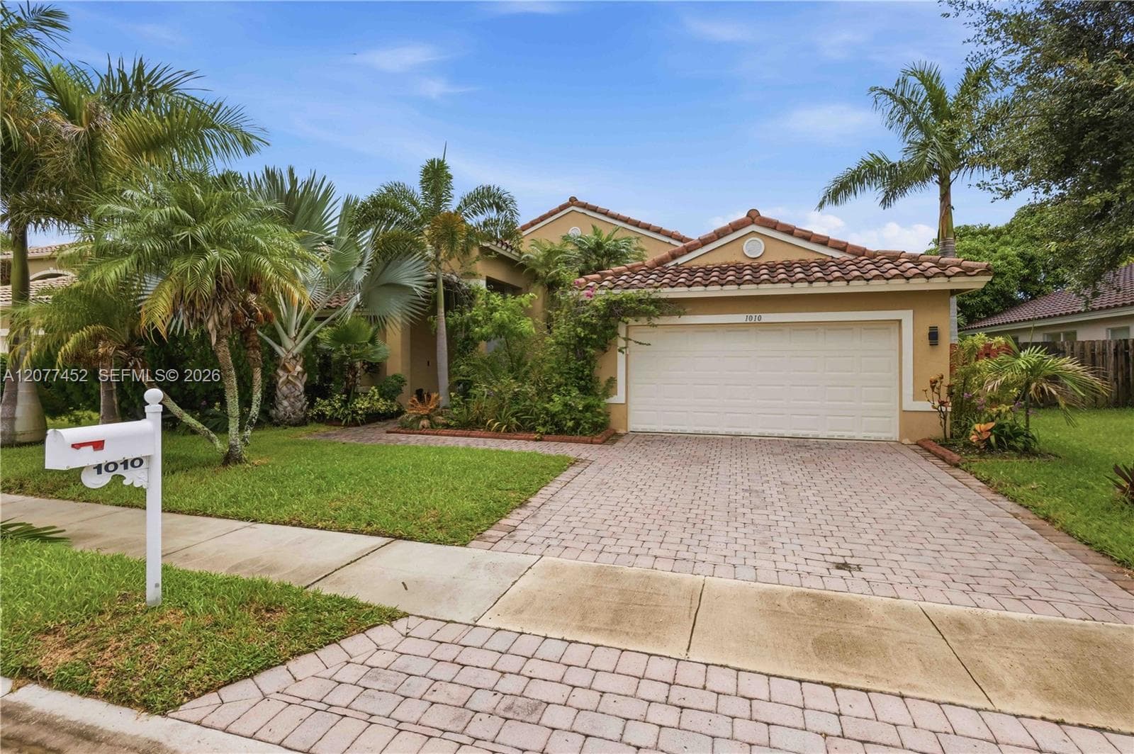 1010 SW 191st Ter # 0, Pembroke Pines, FL 33029 photo 6
