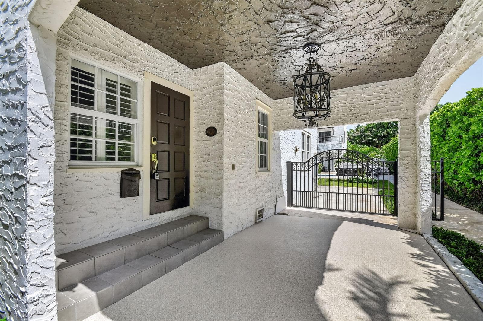 807 Ardmore Road, West Palm Beach, FL 33401 photo 5