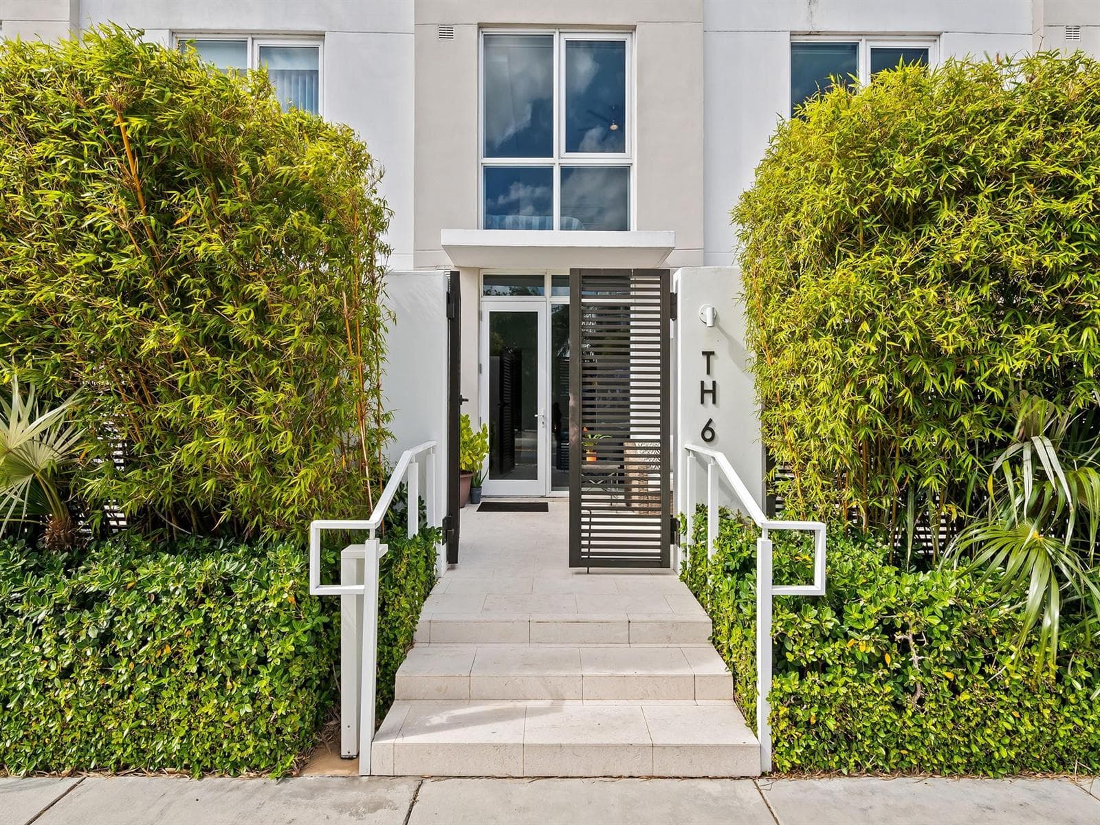 401 N Birch # Th6, Fort Lauderdale, FL 33304 photo 13