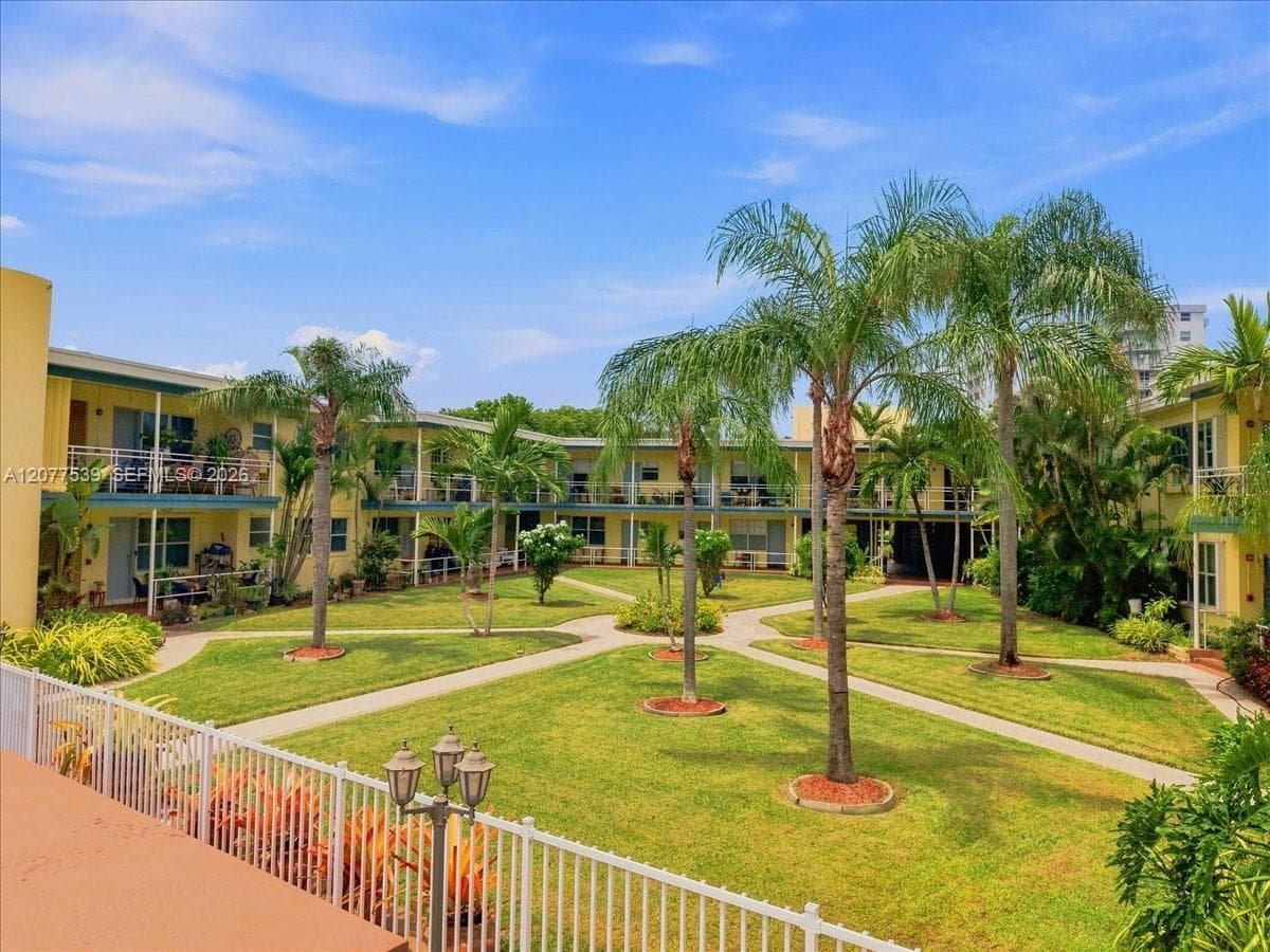 910 Bay Dr # 15, Miami Beach, FL 33141 photo 13