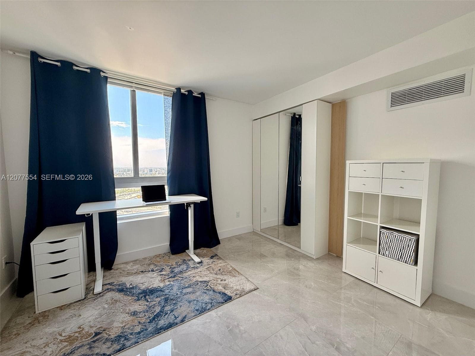 90 SW 3rd St # 3306, Miami, FL 33130 photo 12