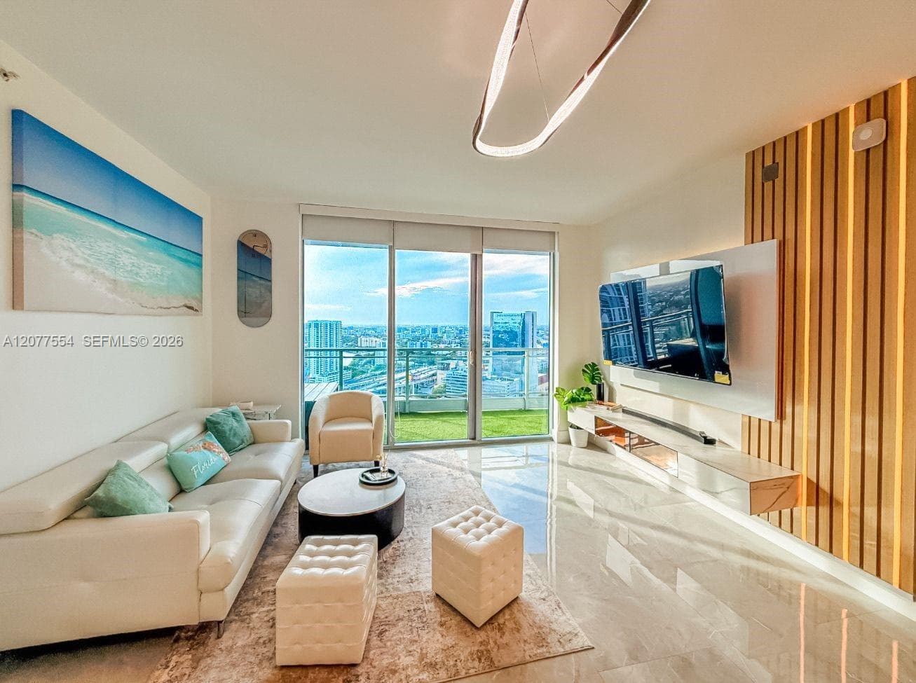 90 SW 3rd St # 3306, Miami, FL 33130
