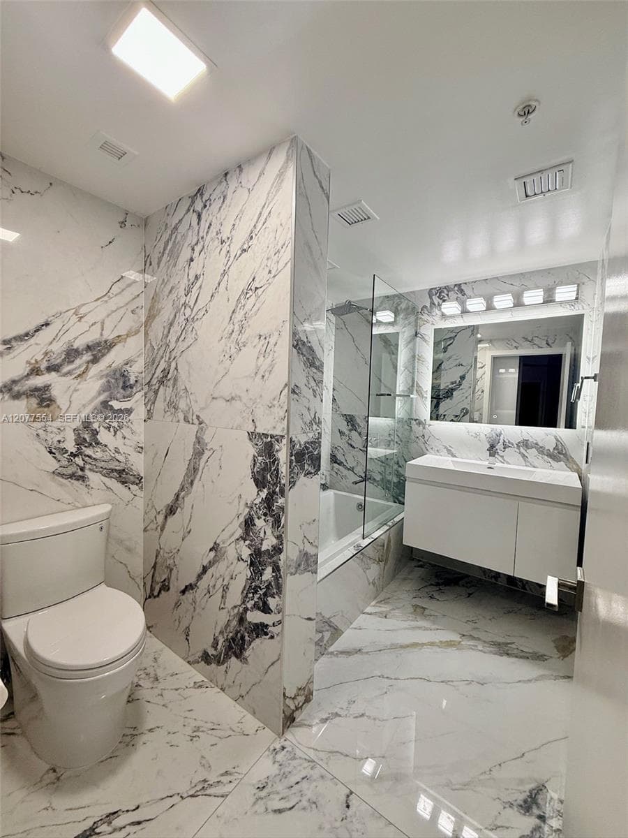 90 SW 3rd St # 3306, Miami, FL 33130 photo 9