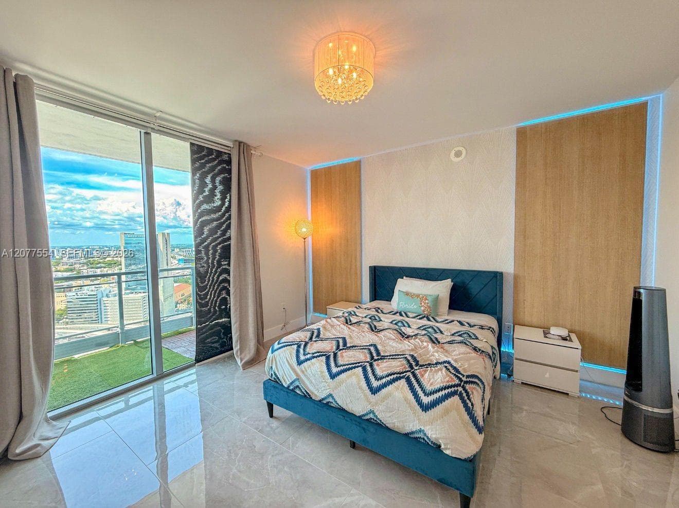 90 SW 3rd St # 3306, Miami, FL 33130 photo 11