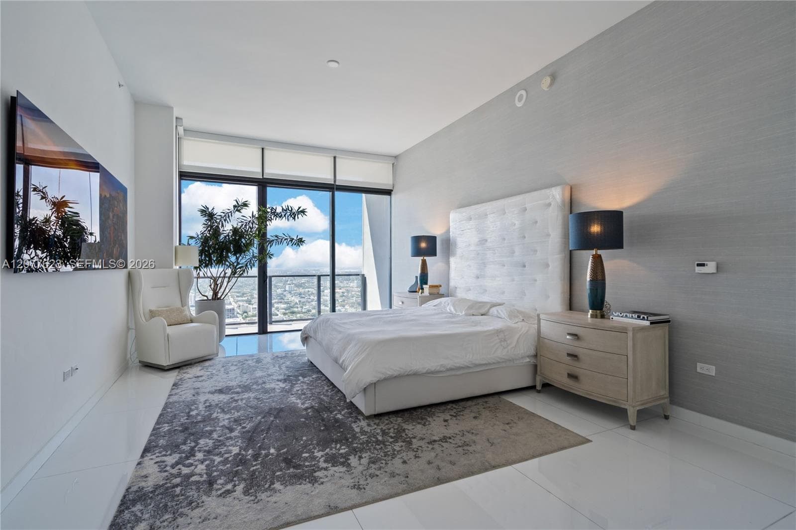 88 SW 7th St # 4203, Miami, FL 33130 photo 9