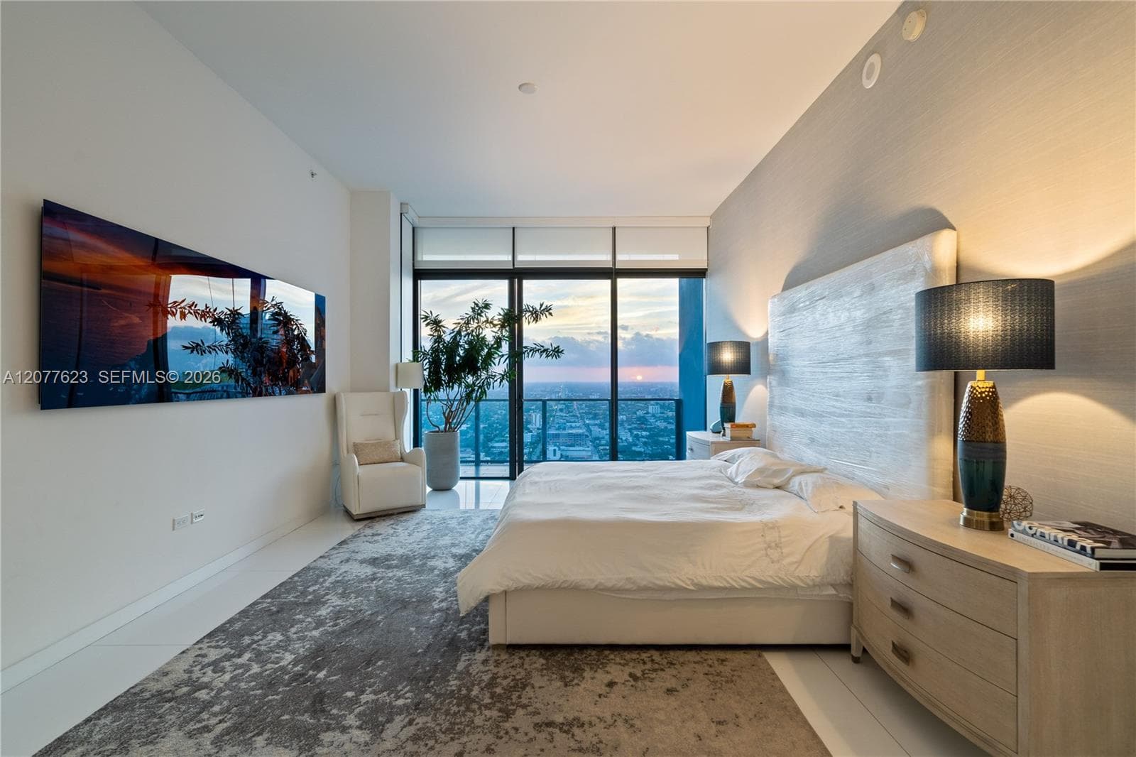 88 SW 7th St # 4203, Miami, FL 33130 photo 8