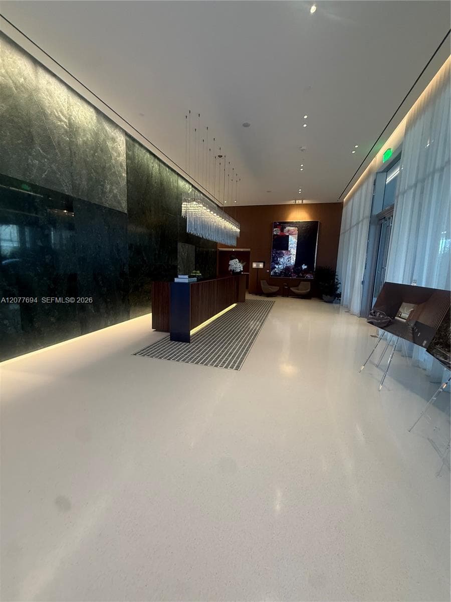 1400 Biscayne Blvd # 209, Miami, FL 33132 photo 4