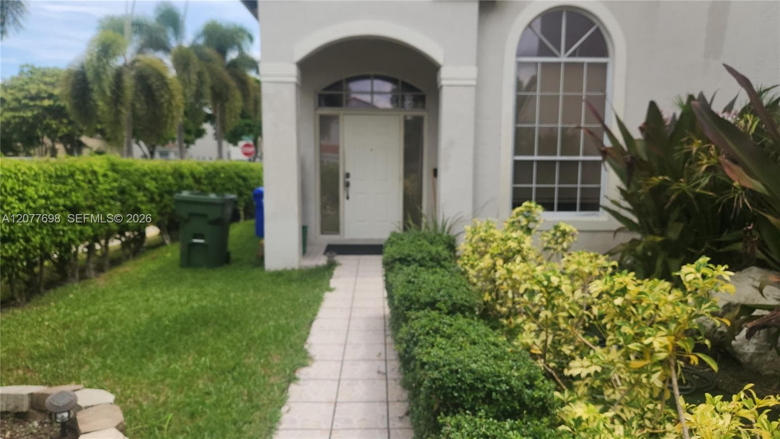 1055 NW 187th Ave, Pembroke Pines, FL 33029 photo 6
