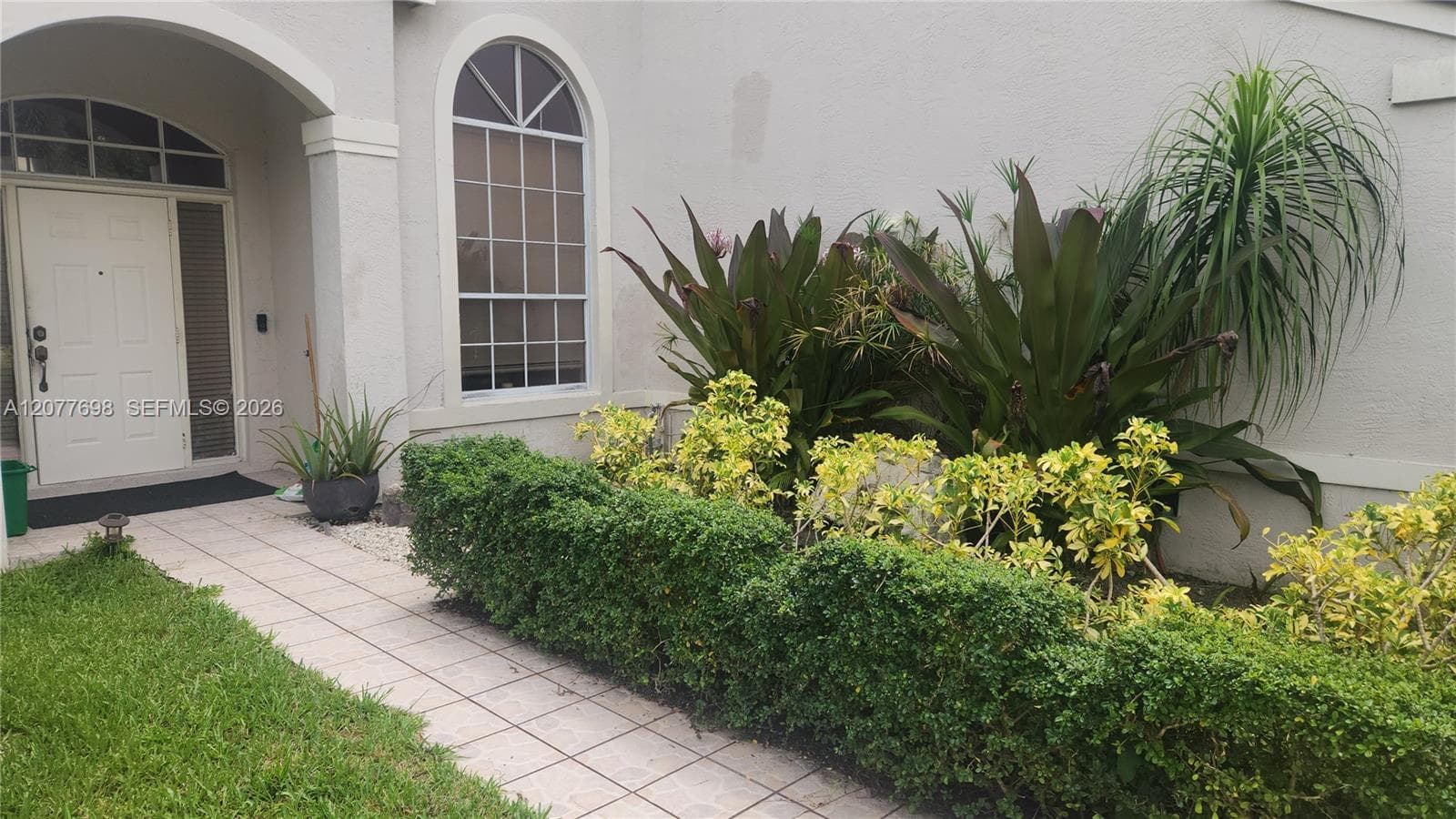 1055 NW 187th Ave, Pembroke Pines, FL 33029 photo 7