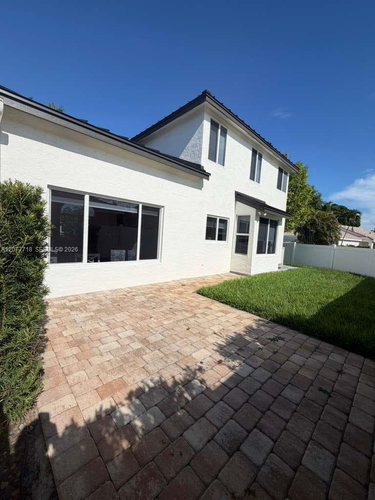 1920 NW 182nd Ter, Pembroke Pines, FL 33029 photo 3