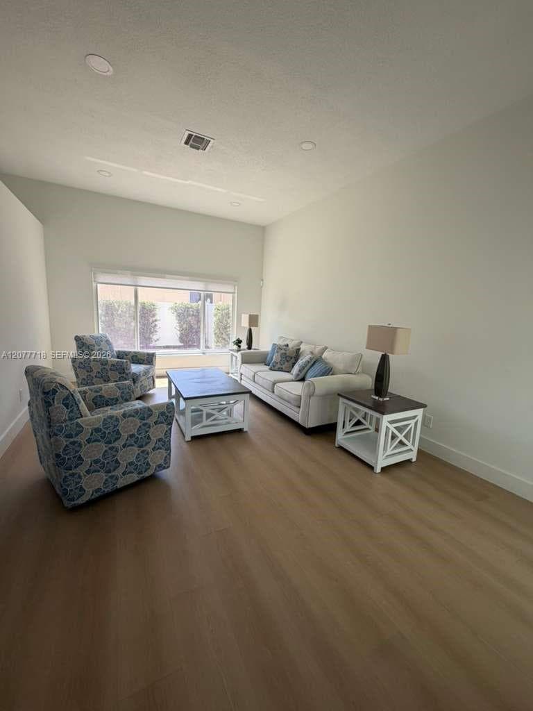 1920 NW 182nd Ter, Pembroke Pines, FL 33029 photo 9
