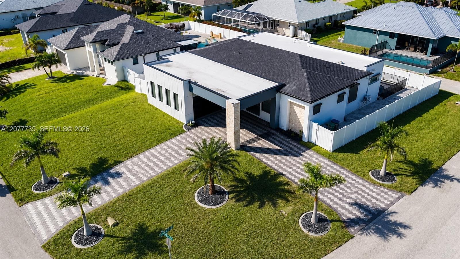 910 NW 38th AVE, Cape Coral, FL 33993
