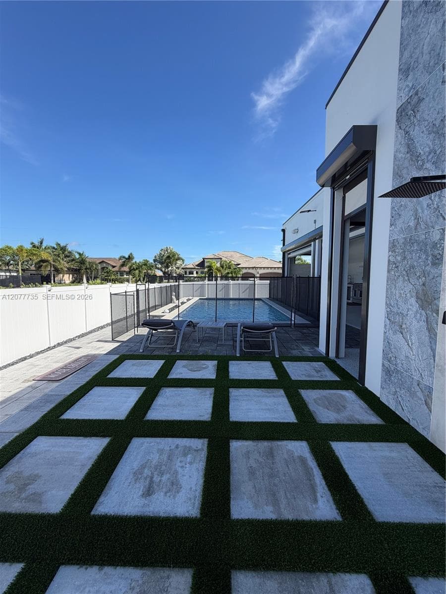 910 NW 38th AVE, Cape Coral, FL 33993 photo 9