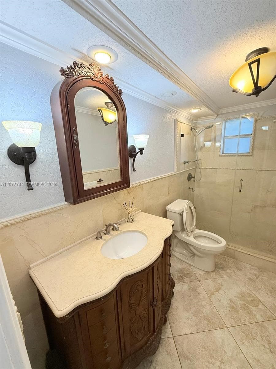 9357 Fontainebleau Blvd # D104, Miami, FL 33172 photo 9