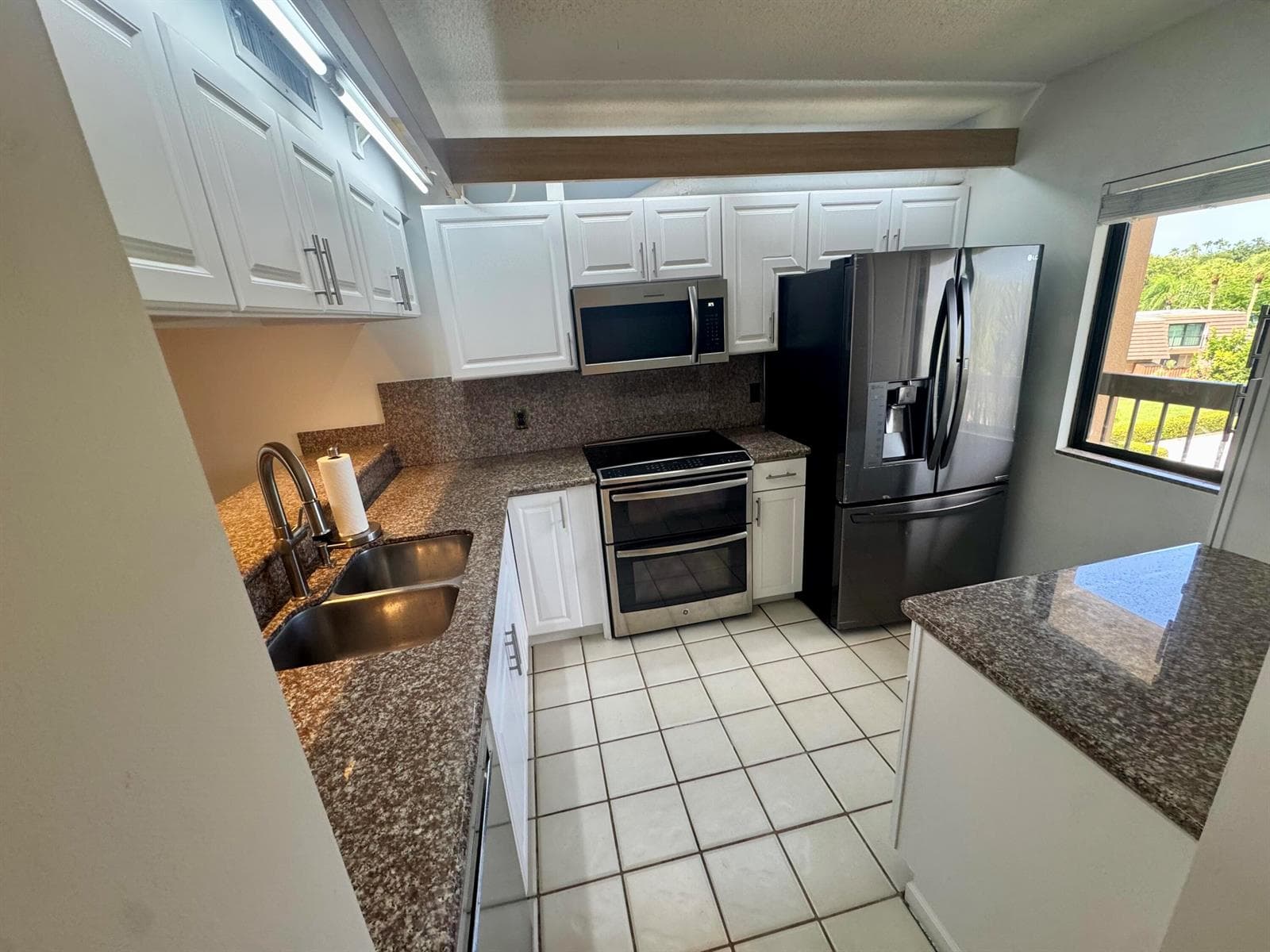 601 SEAFARER Circle # 405, Jupiter, FL 33477 photo 12