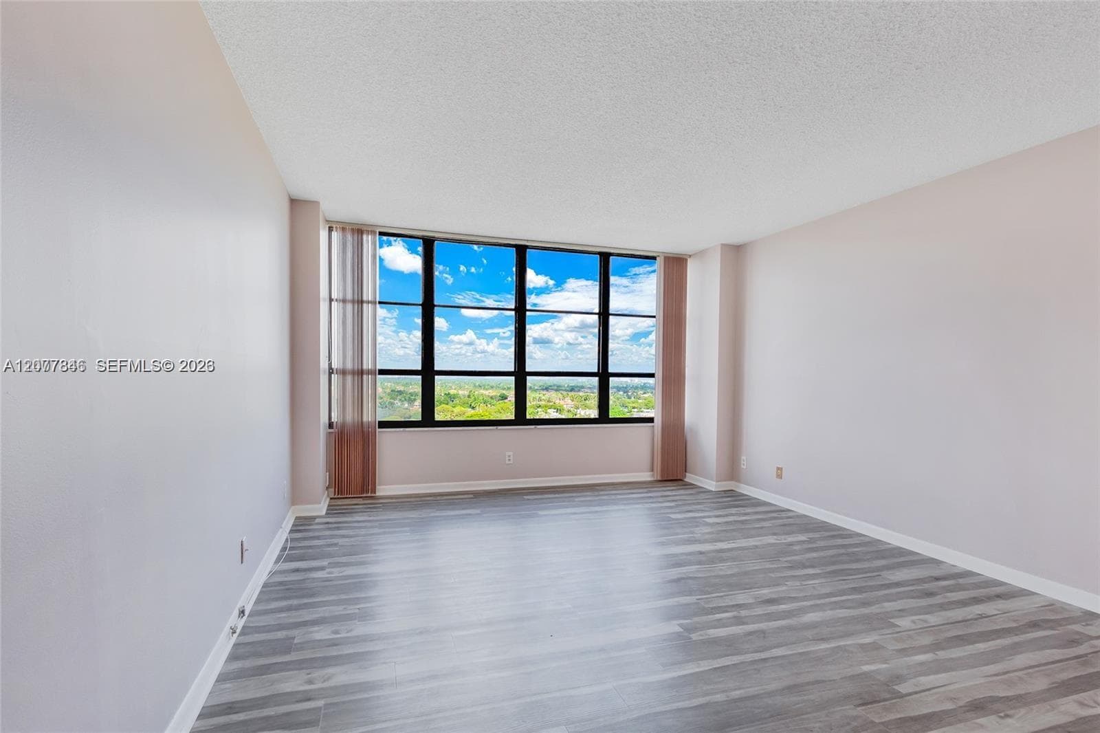 600 Three Islands Blvd # 1102, Hallandale Beach, FL 33009 photo 8