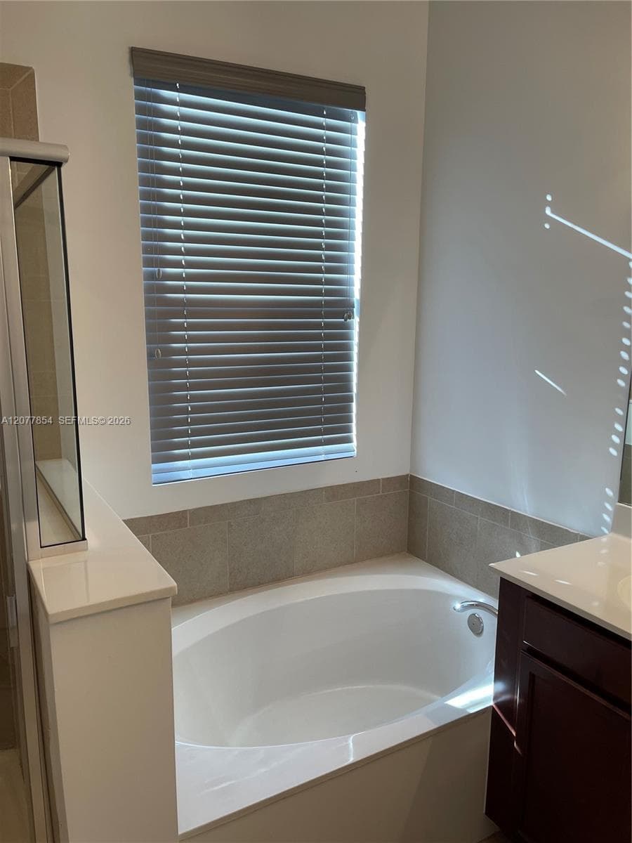165 SE 21st Ter, Homestead, FL 33033 photo 9