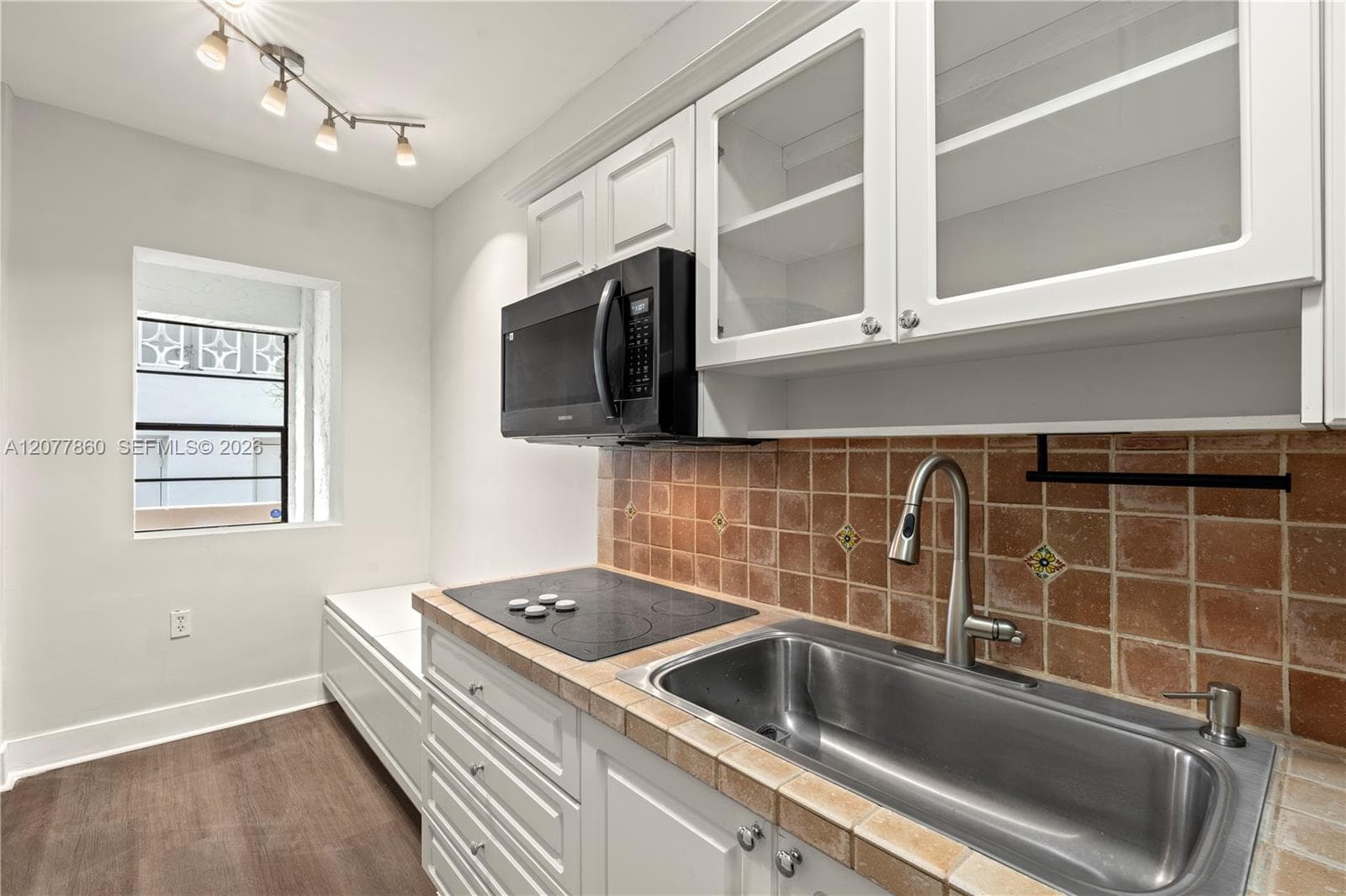 934 Michigan Ave # 108, Miami Beach, FL 33139 photo 8