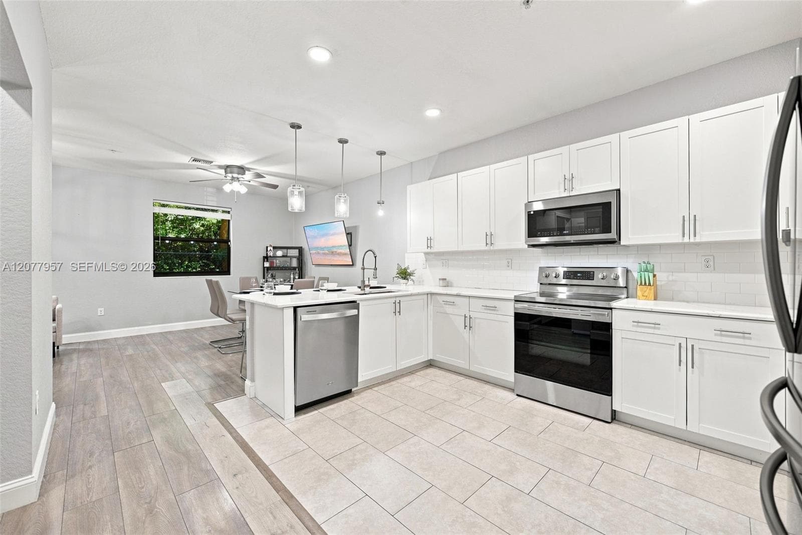 156 SW 185th Way, Pembroke Pines, FL 33029 photo 10