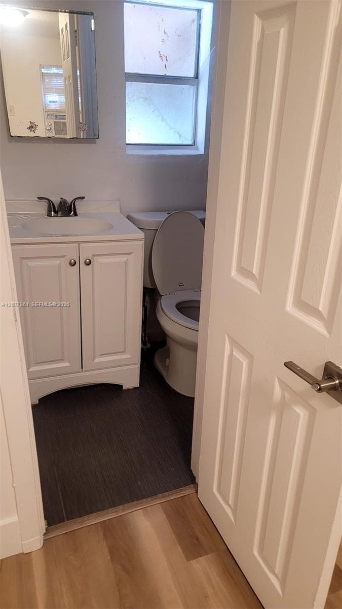 842 NW 107 St # Efficiency, Miami, FL 33168 photo 7